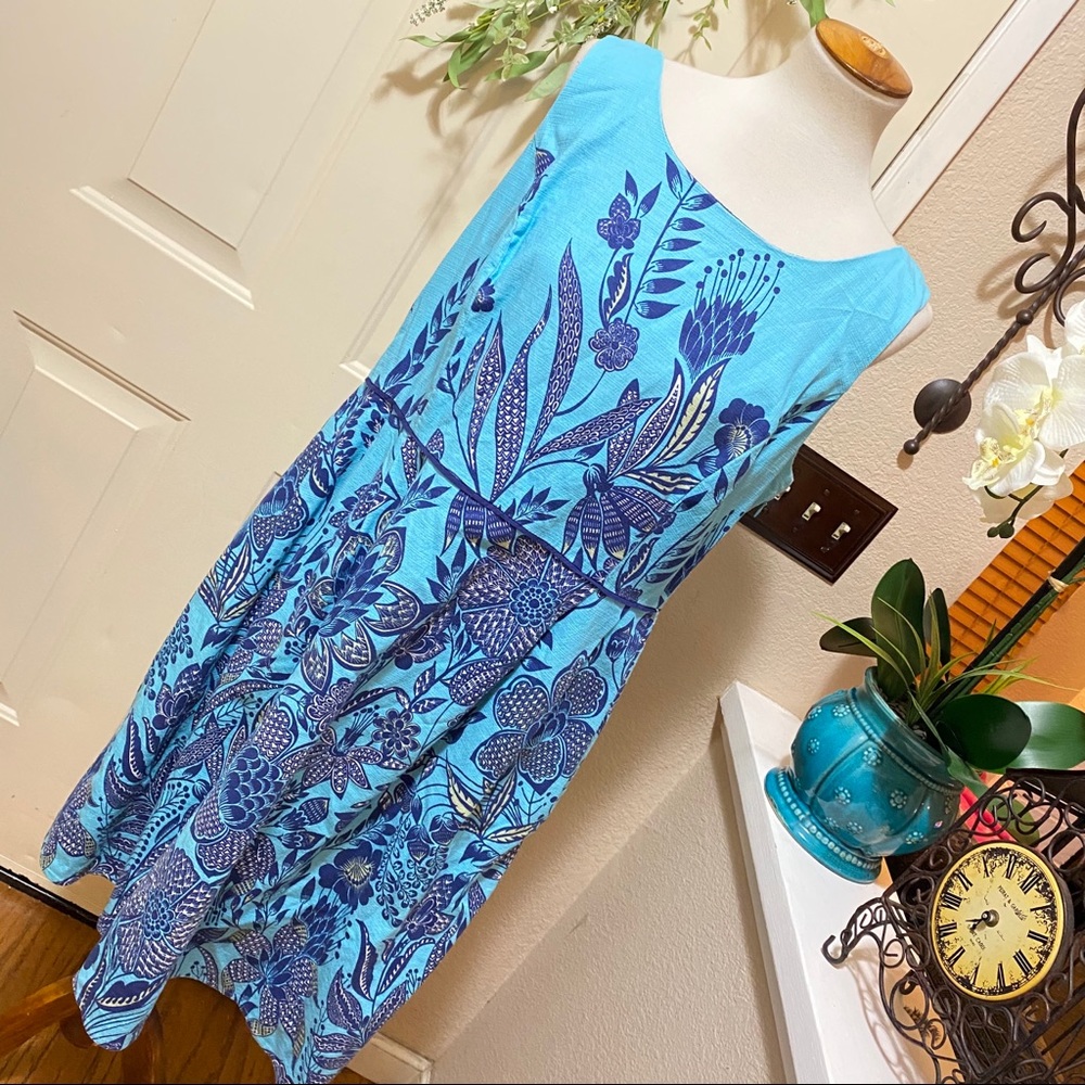 Lands’End Beautiful Blue Floral Sleeveless Dress